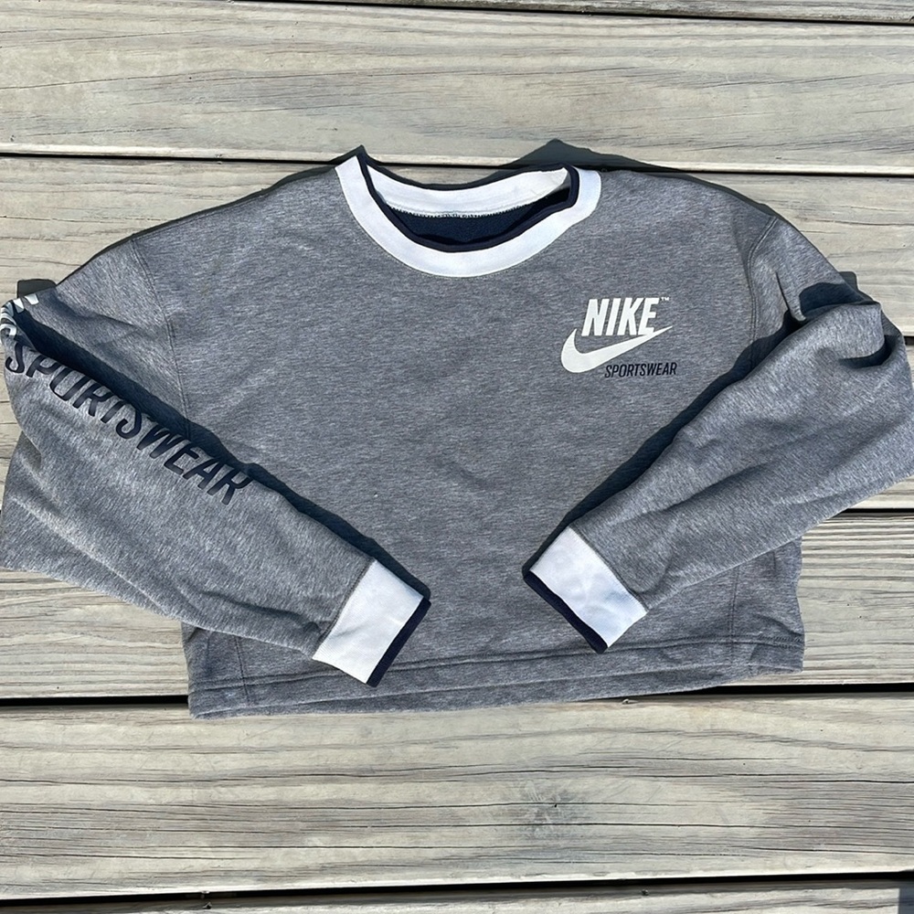 Nike Sweatshirt/Nike Sportswear